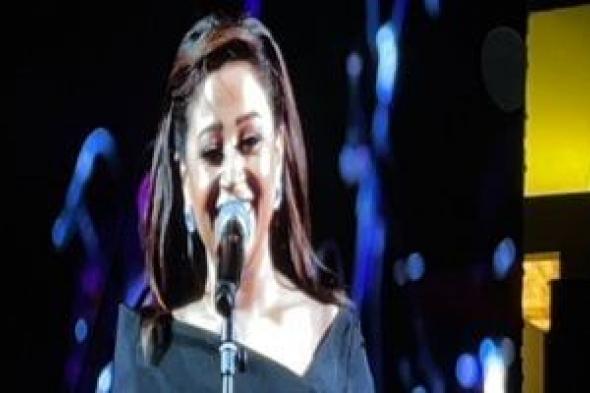 ريهام عبد الحكيم تبدع فى غناء مجموعة من أغنيات الأفلام الكلاسيكية