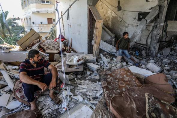 استشهاد تسعة فلسطينيين في قصف للاحتلال على غرب غزة