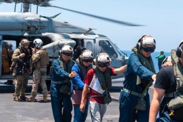 إعادة طاقم السفينة "توتور" الفلبيني إلى بلده بعد هجوم الحوثيين