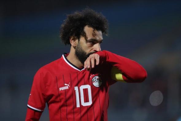 محمد صلاح يواجه أزمة في ليفربول بسبب منتخب مصر