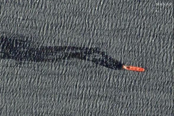 رويترز: الهجمات على السفن في البحر الأحمر تفاقم النقص في أعداد البحارة