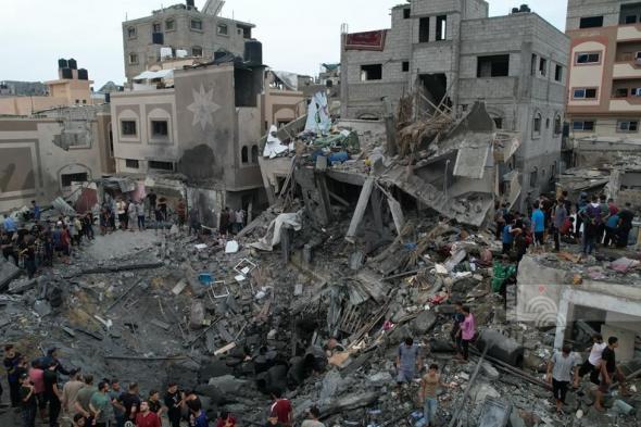 استشهاد فلسطينيتين وإصابة 12 في قصف إسرائيلي لمخيم النصيرات في غزة
