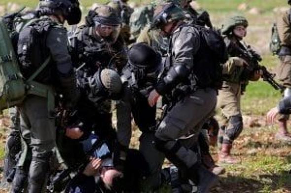 الاحتلال الإسرائيلى يعتقل 20 فلسطينيًا من الضفة الغربية
