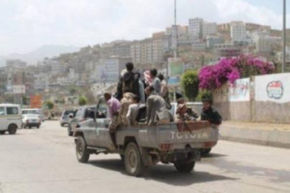 مليشيا الحوثي تنفذ حملة اختطاف بحق أهالي إحدى البلدات جنوبي إب