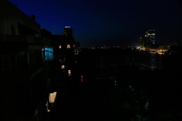 أزمة الكهرباء في مصر.. رئيس الوزراء يكشف موعد انتهاء انقطاع التيار