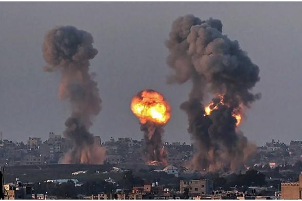 استشهاد ٣٠ فلسطينيًا في قصف للاحتلال الإسرائيلي على قطاع غزة
