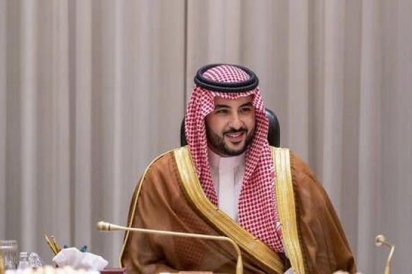 الخليج اليوم .. وزير الدفاع السعودي يصل إلى بكين في زيارة رسمية