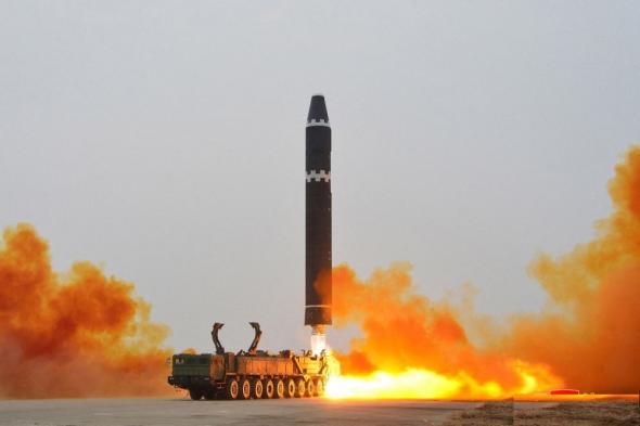 الجيش الكوري الجنوبي: بيونج يانج أطلقت صاروخًا باليستيا باتجاه بحر الشرق