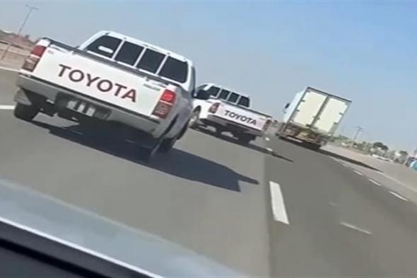 صور| الأمن يكشف كواليس فيديو استعراض شخص بسيارته على الطرق السريعة