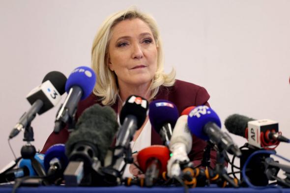 "الكرملين" يعلّق على انتصار لوبان في الانتخابات الفرنسية.. ماذا قال؟