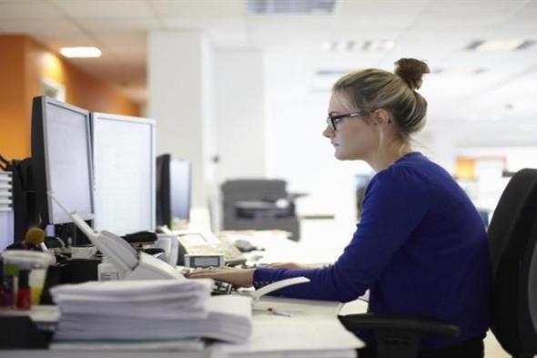 موظفو العمل المكتبي أكثر عرضة للإصابة بهذا المرض