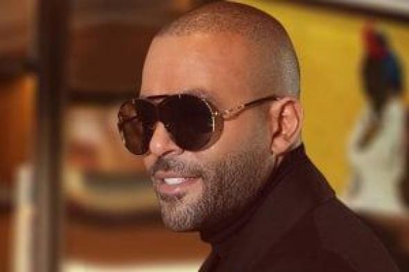 تامر عاشور يتعاون فى أغنية مع حسام سعيد والشاذلى بعد "خليني في حضنك"