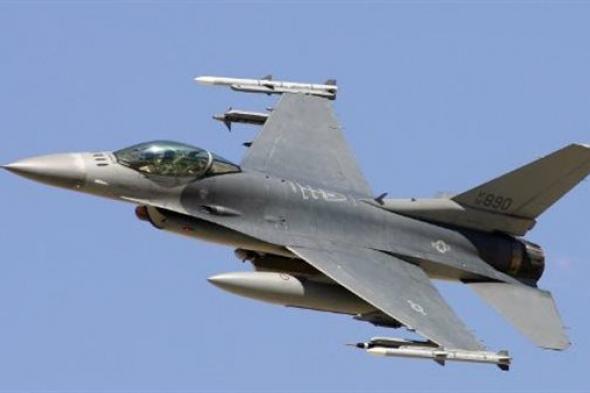 زيلينسكي يعلن إنضمام طائرة " F-16 " لجيش أوكرانيا