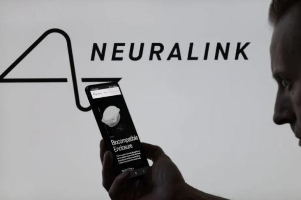 تكنولوجيا: Neuralink تكشف عن تطور جديد في تجاربها لزراعة شريحة بالدماغ البشري