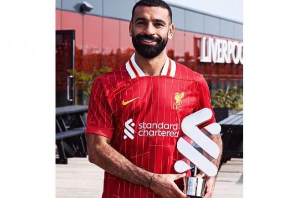 أول تعليق لمحمد صلاح بعد جائزة لاعب شهر أغسطس